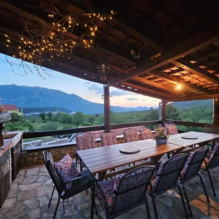 Authentic Dalmatian Hillside Escape With Pool, Sauna & Bbq Zadvarje