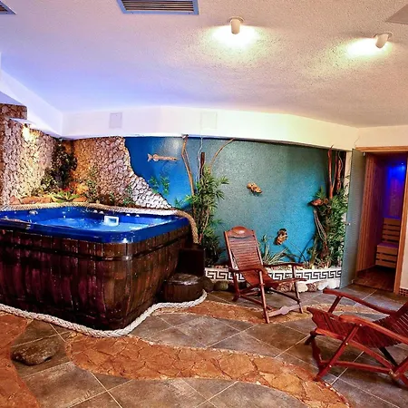 別荘 Authentic Dalmatian Hillside Escape With Pool, Sauna & Bbq